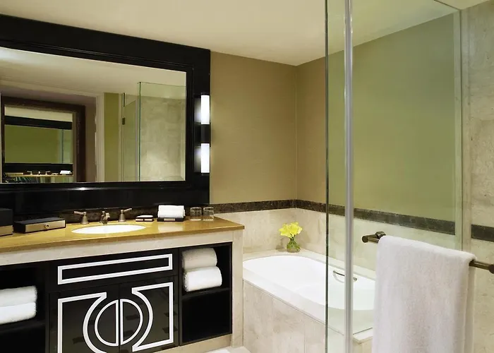 Londoner Grand, A Luxury Collection Hotel, 호텔