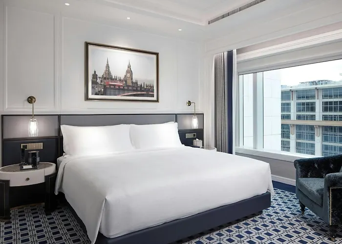 Londoner Grand, A Luxury Collection Hotel, 5*