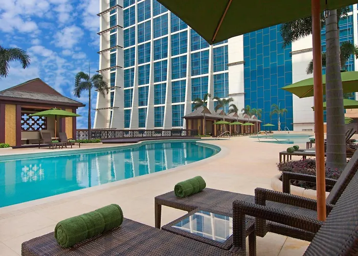 Hotel Londoner Grand, A Luxury Collection Hotel, 5*