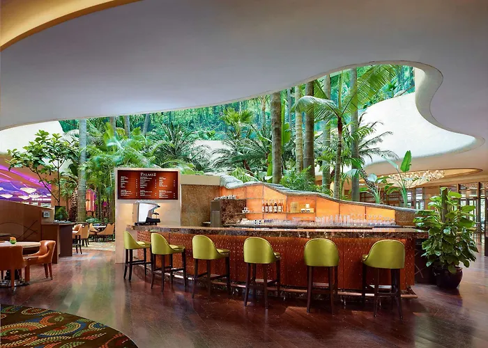 Londoner Grand, A Luxury Collection Hotel,